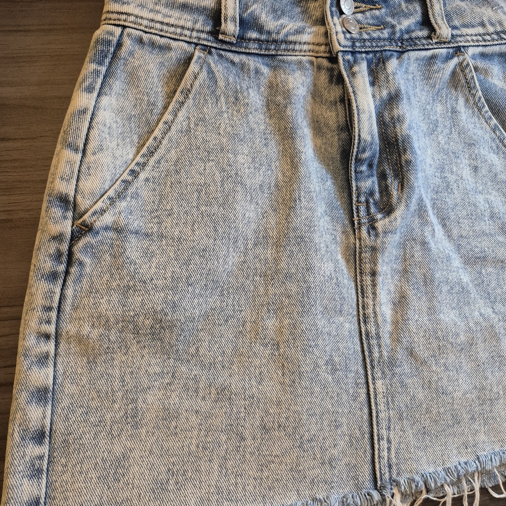 PacSun Light Blue Acid Wash Denim Mini Skirt - Picture 4 of 12